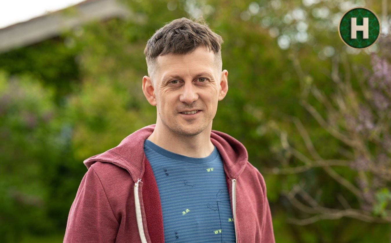 "Приїхала на зйомки на дві години раніше": відомі українські актори згадали курйози з переведенням годинника